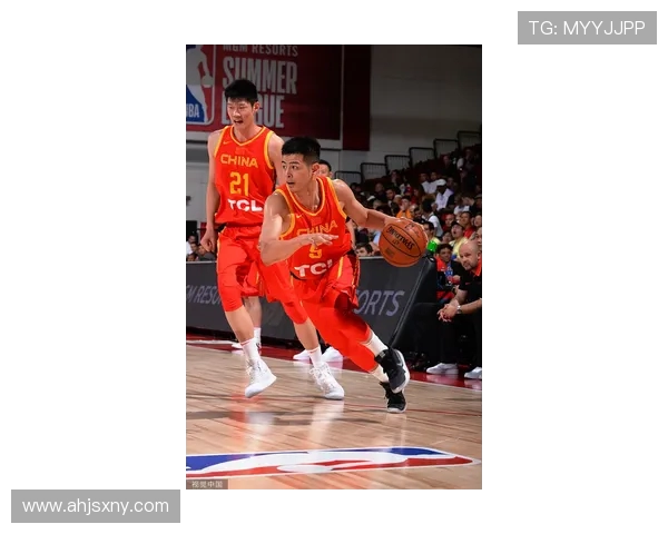 国王队夏季联赛精彩对决中国篮球队展现实力与潜力